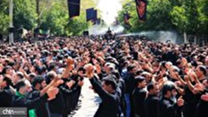اجتماع بزرگ عزاداران ابرکوه، در روز هشتم ماه محرم