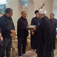 خون پاک شهدا شجره طیبه انقلاب اسلامی را تنومندتر می‌کند