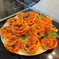 به جای غذاهای تکراری رول پیتزا بپز