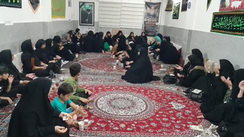 روضههای خانگی؛ سنگر معنوی مقابله با هجمههای فرهنگی دشمن