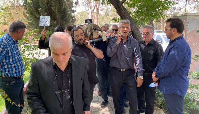 گزارشی از خاکسپاری جمال اجلالی/« این همه تلخ، این همه شیرین...»