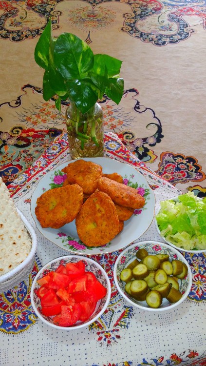از شما/ناهارکوکوسیب زمینی⚘⚘⚘
