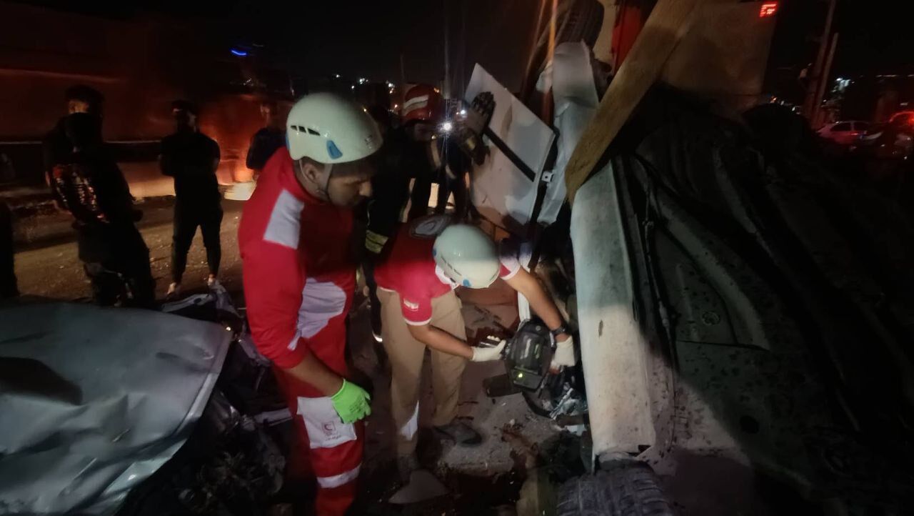 تصادف در محور ماهیدشت به کرمانشاه؛ 3 نفر جان باختند