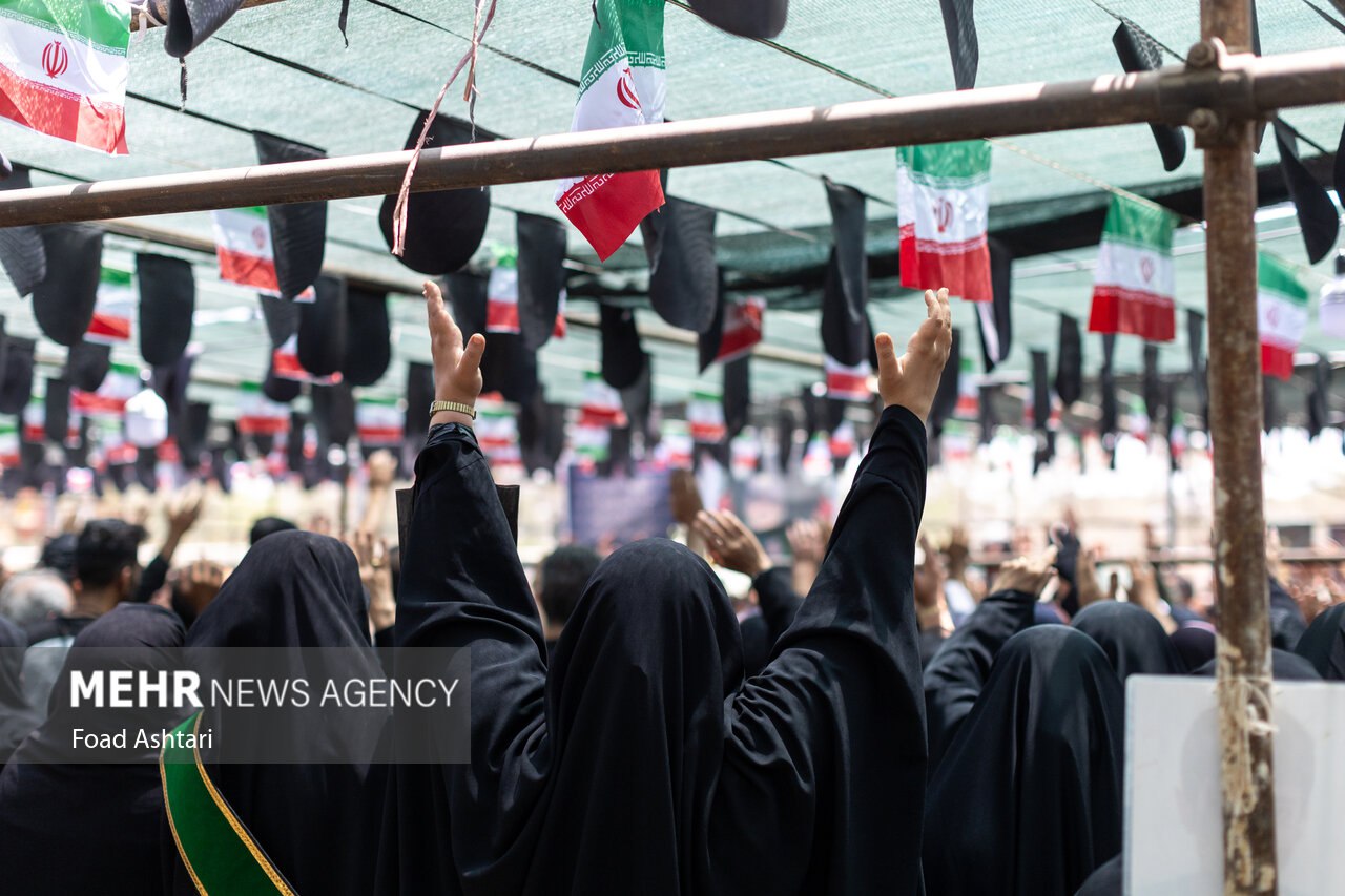 عکس/ غمی بزرگ در قطعه ۴۲
