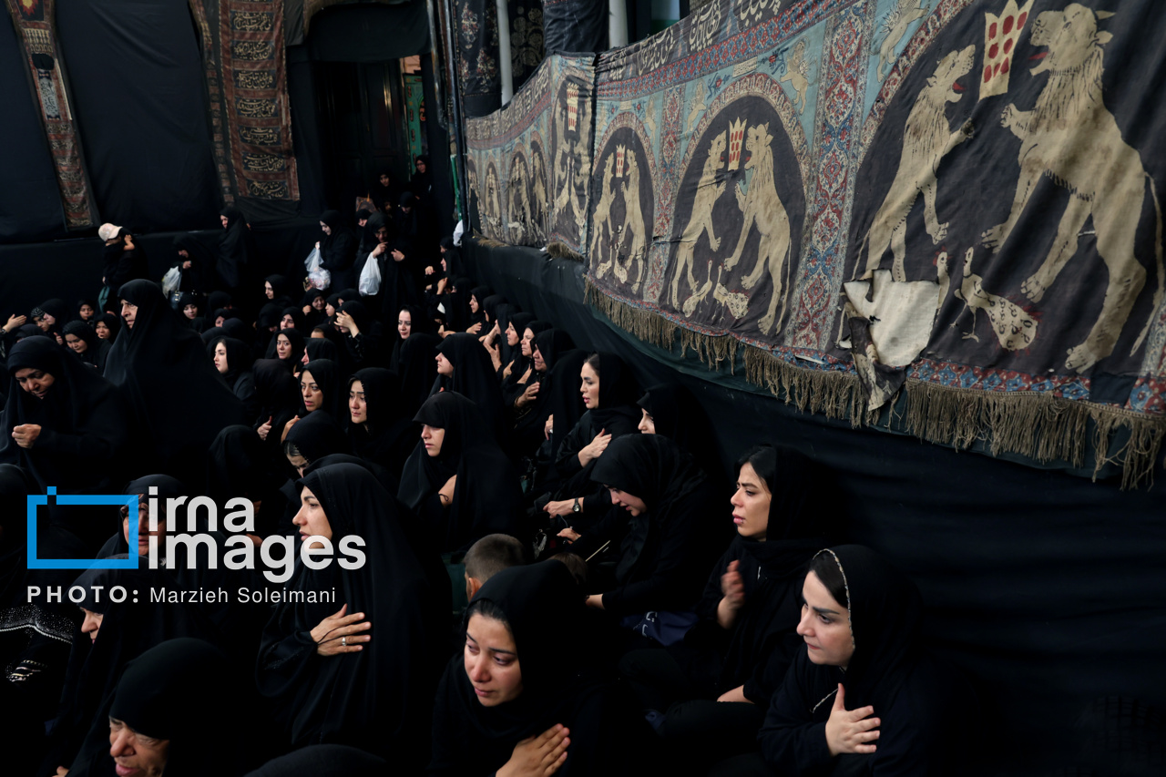 عزاداری روز ششم محرم در حسینیه سادات اخوی