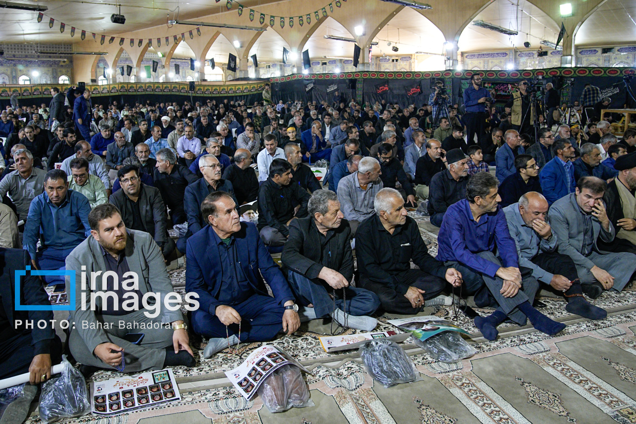 مراسم بزرگداشت شهدای اقتدار در یاسوج