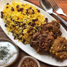 کشمش پلو؛ یک غذای خلاقانه