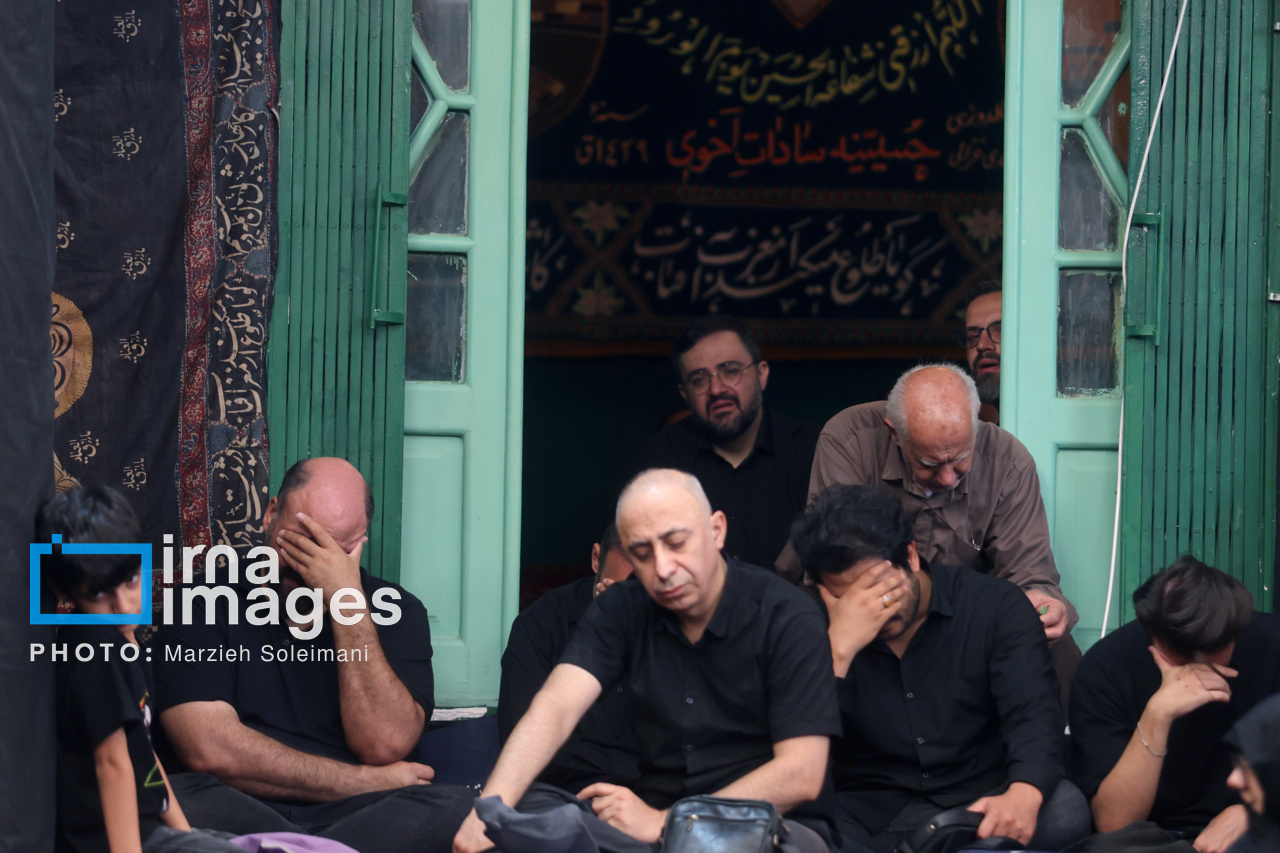 عزاداری روز ششم محرم در حسینیه سادات اخوی