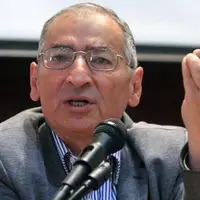 بازتعریف وحدت ملی و پذیرش نقد، کلید پایداری و موفقیت آینده ایران است