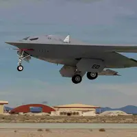 چرا بمب‌افکن جدید B-21 ریدر بسیار پیشرفته‌تر از B-2 است؟