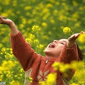 در حال زندگی کنید و لذت ببرید