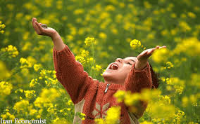 در حال زندگی کنید و لذت ببرید