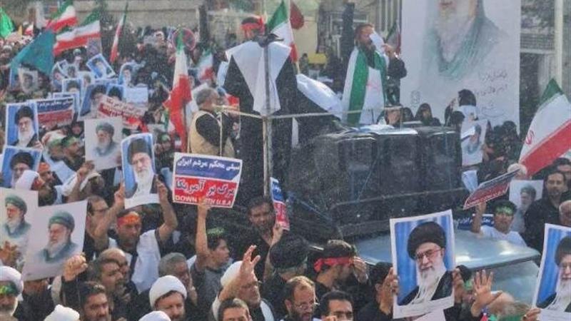 مردم قم در تجمع حماسی «عهد خون» با ولایت تجدید بیعت کردند