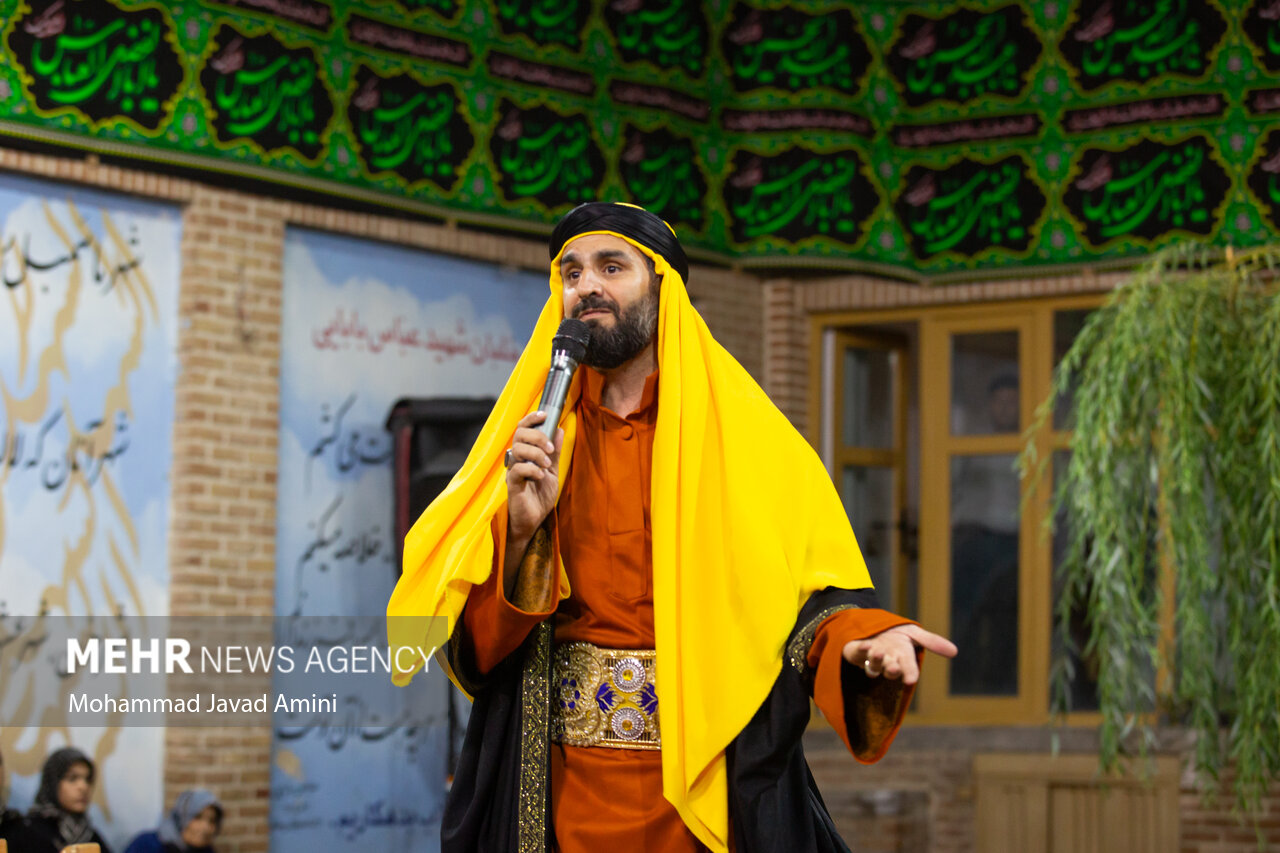 تعزیه‌خوانی دهه اول محرم در منزل شهید عباس بابایی