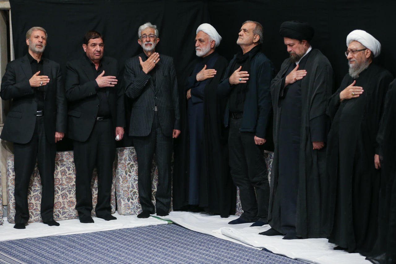 عکس/ تصاویری از مراسم عزاداری سید و سالار شهیدان(ع) در حسینیه امام خمینی(ره)