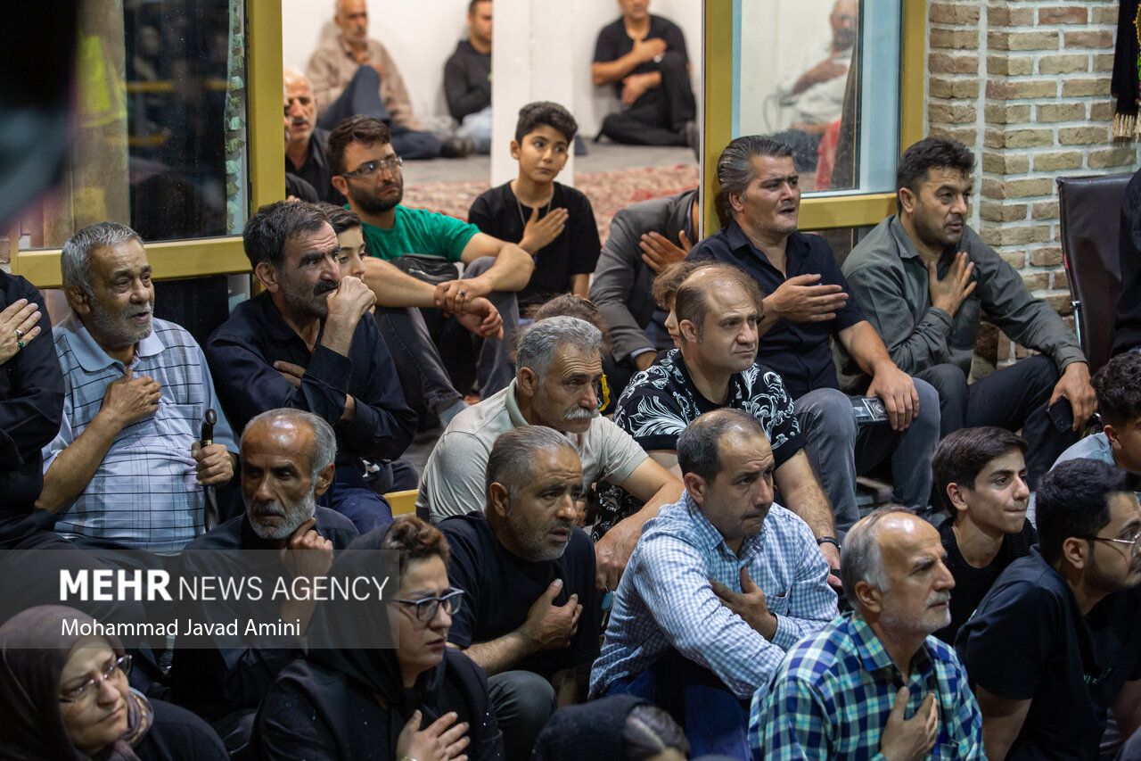 تعزیه‌خوانی دهه اول محرم در منزل شهید عباس بابایی