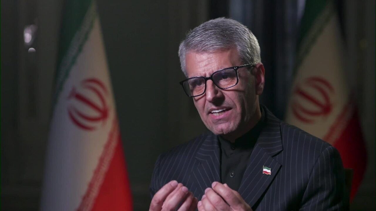 اسکای نیوز به نقل از بقایی: تماس‌هایی به طور غیرمستقیم وجود دارد