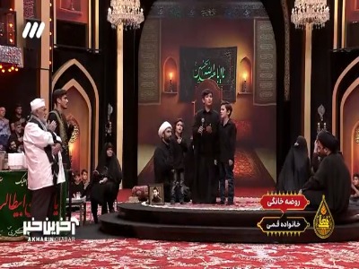 نوحه‌خوانی سه پسر خونواده در روضه خانگی دوست‌داشتنی