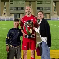 چابرادزه و اولین جام؛ 6 روز بعد از ذوب آهن!