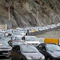 ترافیک سنگین در آزادراه تهران - شمال /محوریک طرفه است