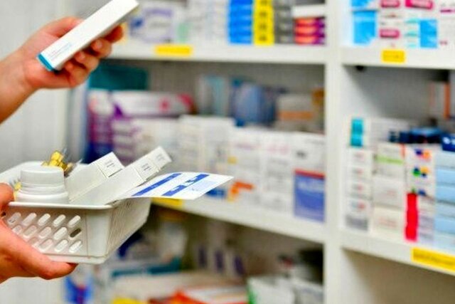 الزام داروخانه‌ها به ارائه خدمات در ایام تعطیل