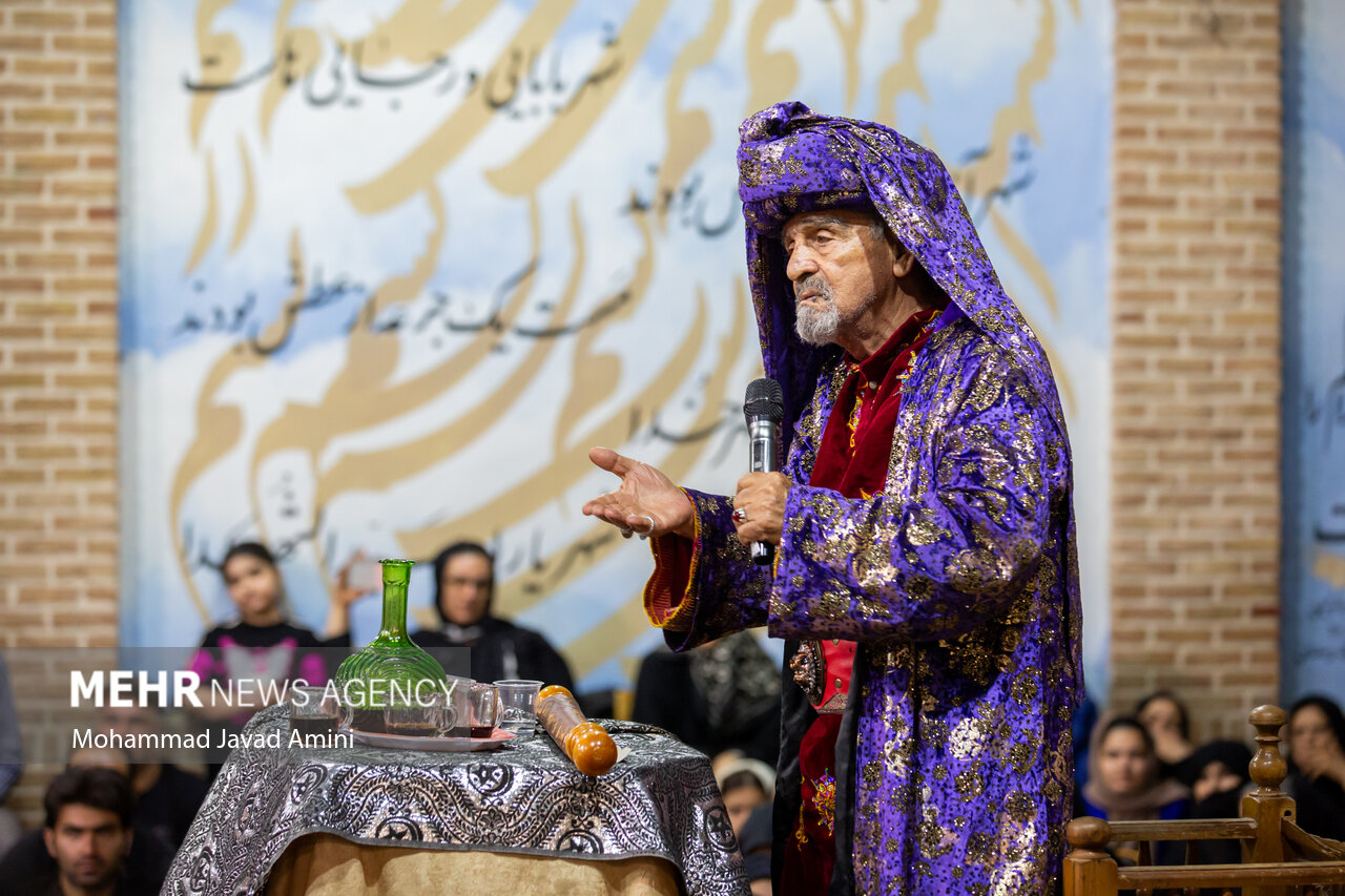 تعزیه‌خوانی دهه اول محرم در منزل شهید عباس بابایی