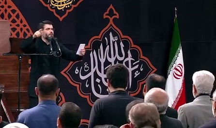 لحظاتی از مداحی میثم مطیعی در حسینیه امام خمینی(ره)؛ الله اکبر، خامنه‌ای رهبر...