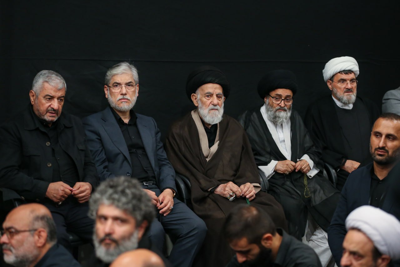 عکس/ تصاویری از مراسم عزاداری سید و سالار شهیدان(ع) در حسینیه امام خمینی(ره)