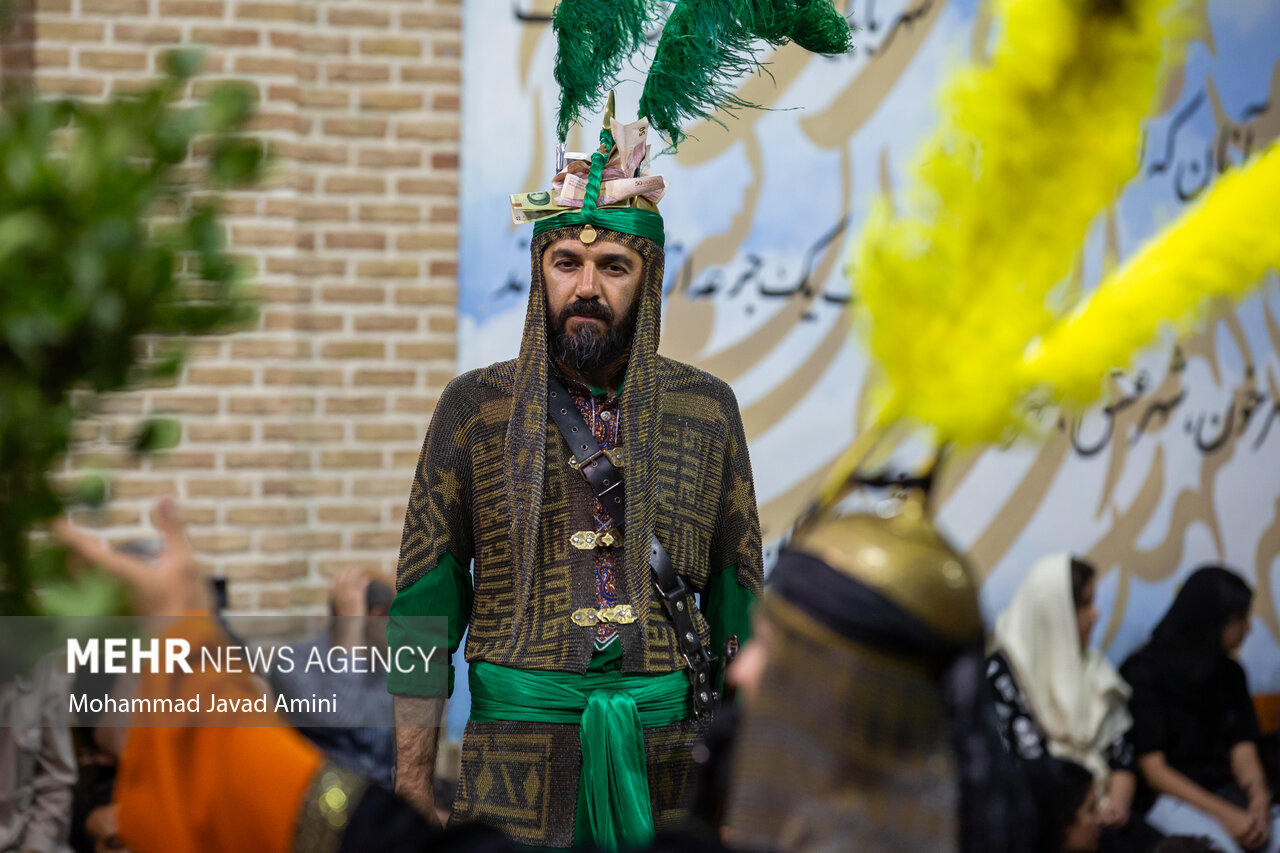 تعزیه‌خوانی دهه اول محرم در منزل شهید عباس بابایی
