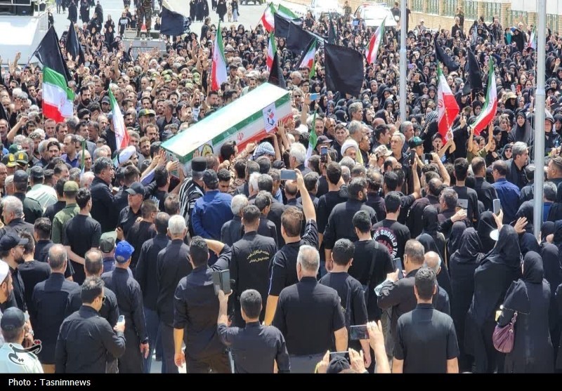 وداع باشکوه با ۲ سرباز شهید فراجا در رباط‌کریم