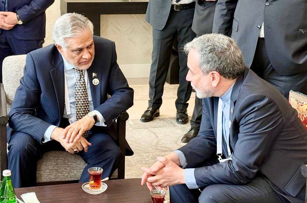 دیدار و گفتگوی وزرای خارجه ایران و پاکستان