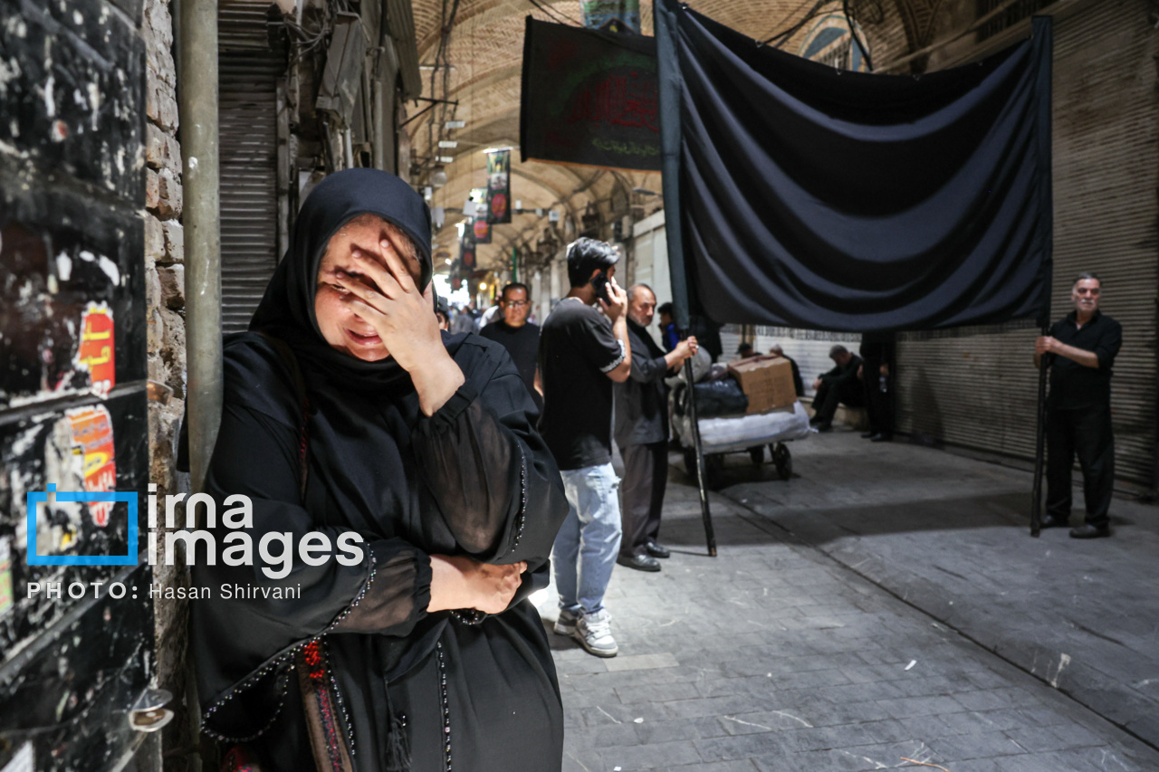 عزاداری امام حسین(ع) در بازار تهران