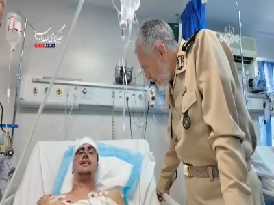 امیر دریادار سیاری: میهن‌پرستی نیروهای مسلح و حمایت مردم دشمن را به زانو درآورد