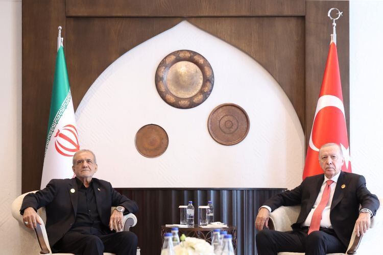 دیدار اردوغان و پزشکیان در جمهوری آذربایجان