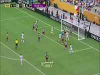گل اول الهلال به فلومیننزه توسط لئوناردو در دقیقه 50