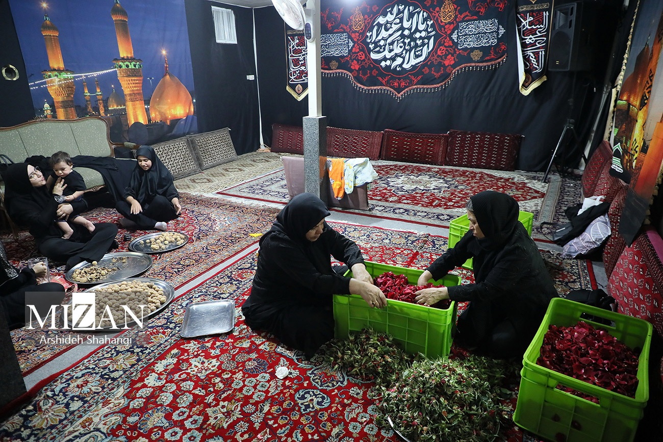 مراسم گلریزان حضرت علی اکبر (ع)
