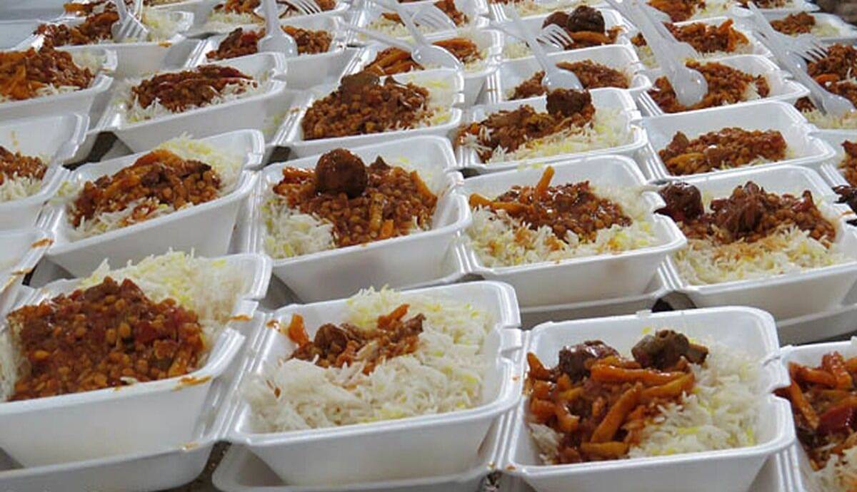 طرز تهیه قیمه نذری محرم با عطر گلاب و هل