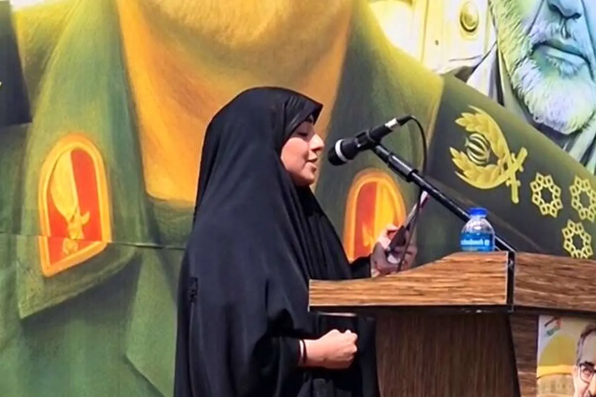 دختر شهید سردار شادمانی در واکنش به صحبت‌های رئیس پدافند غیرعامل: جاسوسی فراتر از واتس‌اپ است، روش‌های اصلی را پیدا کنید