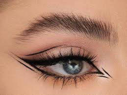 خط چشم‌های راحت و شیک