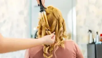 عوارض فر کردن مو و هر آنچه باید بدانید