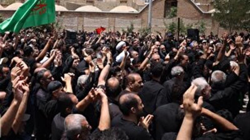 شکوه حضور عزاداران حسینی در روز تاسوعا