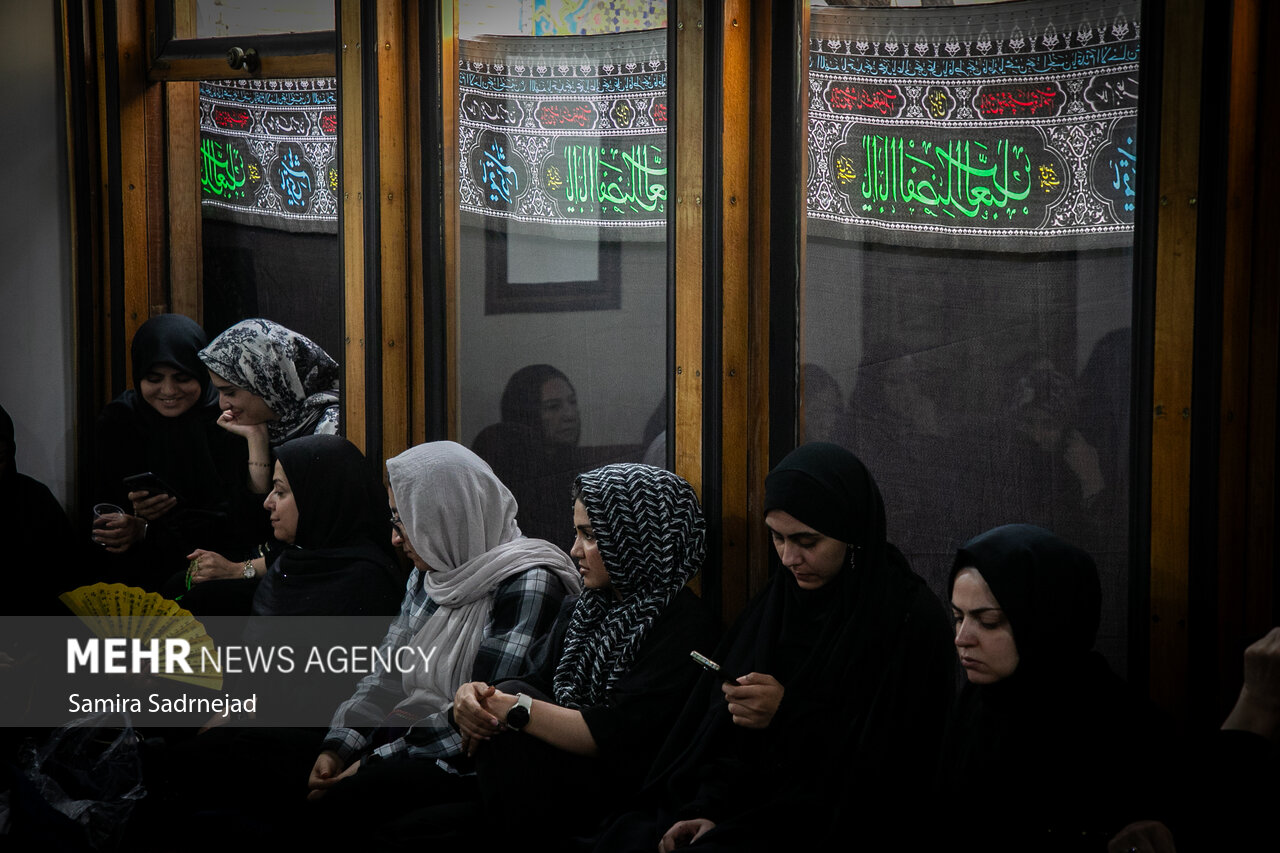 آیین عزاداری حسینی در خانه تاریخی ملک