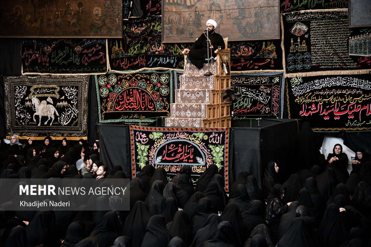  روضه‌خوانی سنتی در خانه زرگرباشی اصفهان