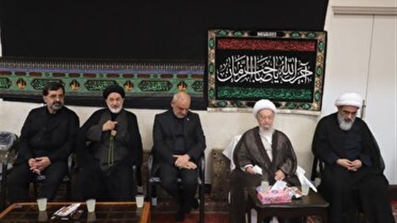 حضور رئیس دفتر رئیس جمهور در مراسم عزاداری بیوت مراجع تقلید در قم