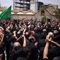 شکوه حضور عزاداران حسینی در روز تاسوعا