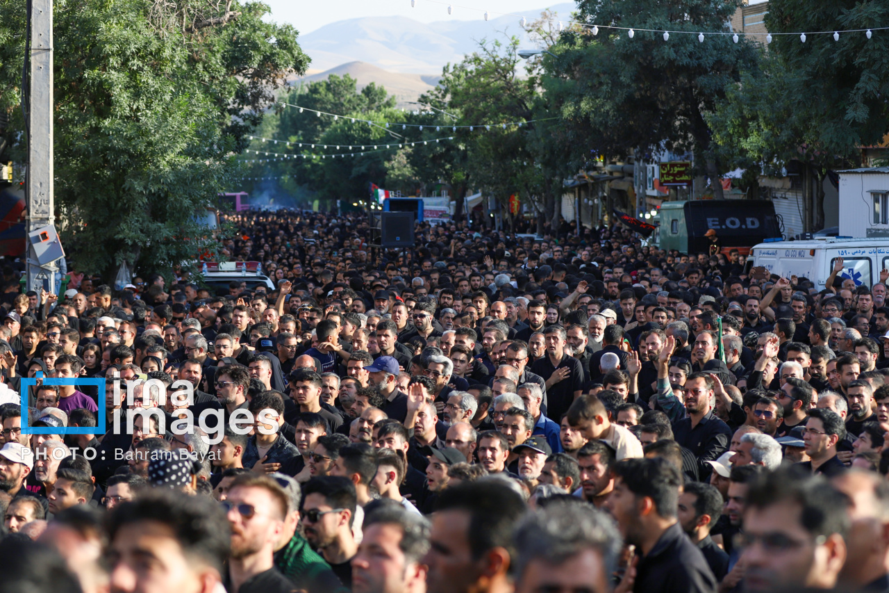عکس/ اجتماع عزاداران حسینیه اعظم زنجان در «یوم العباس»