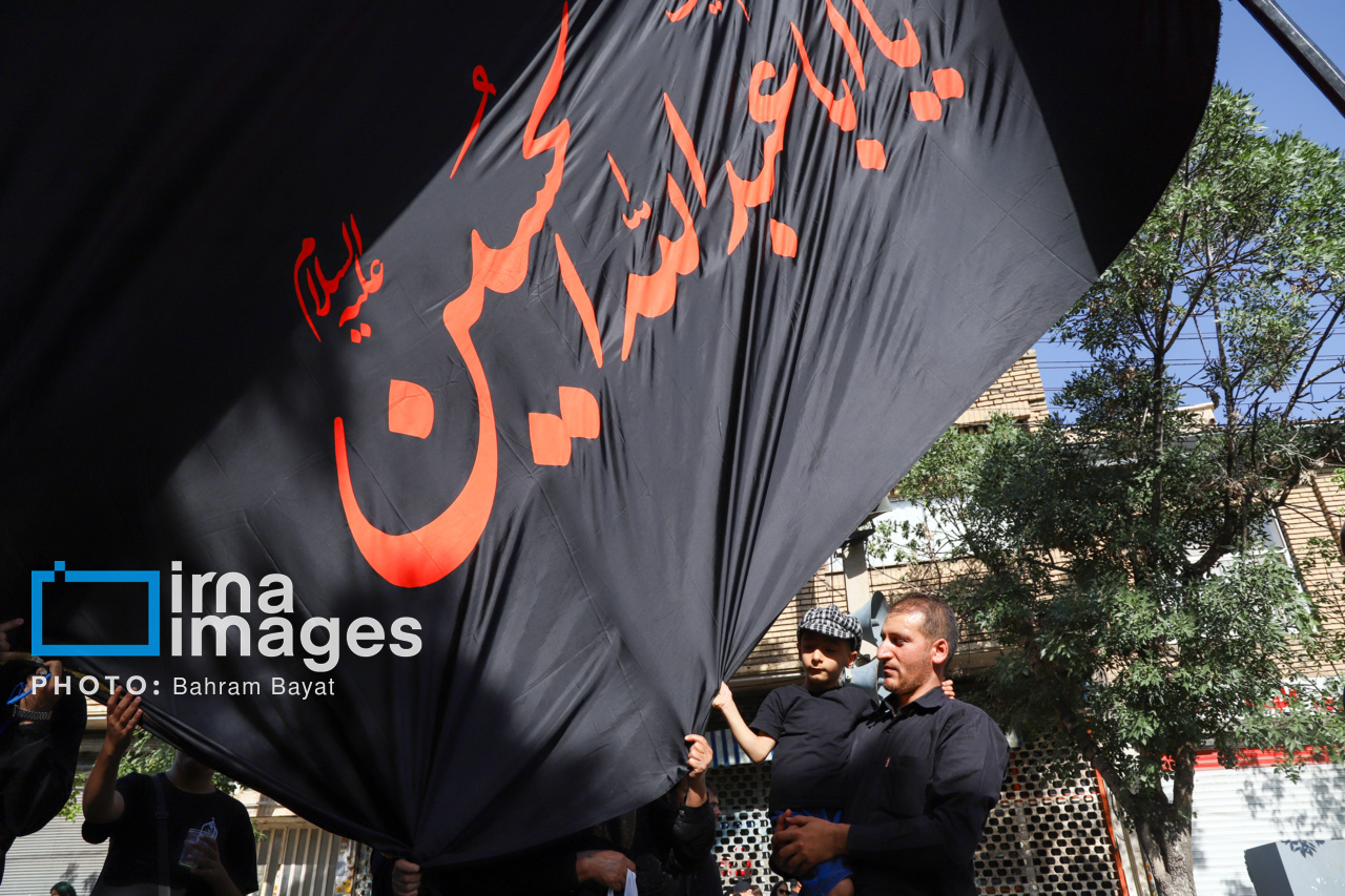 عکس/ اجتماع عزاداران حسینیه اعظم زنجان در «یوم العباس»