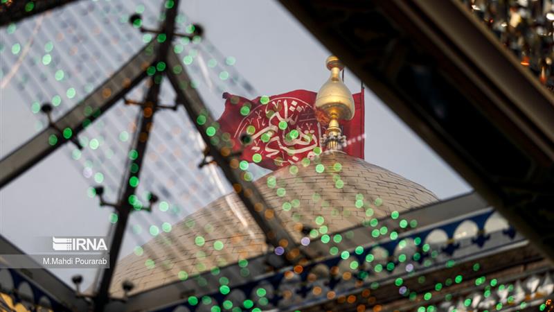 سوگ ساوجیها در تاسوعا؛ علم عشق بر دوش وفاداران