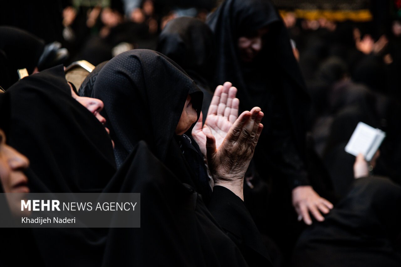  روضه‌خوانی سنتی در خانه زرگرباشی اصفهان