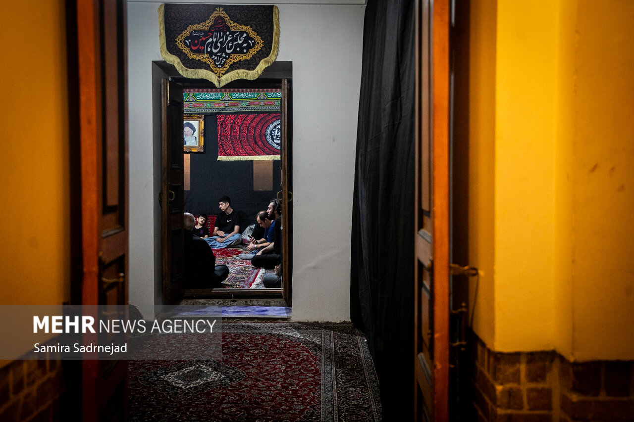 آیین عزاداری حسینی در خانه تاریخی ملک